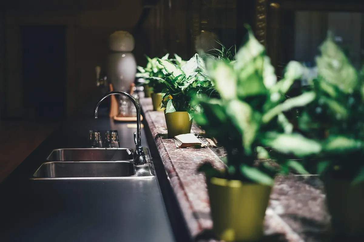 How to Clean a Burnt Stainless Steel Pan Without Scratching It